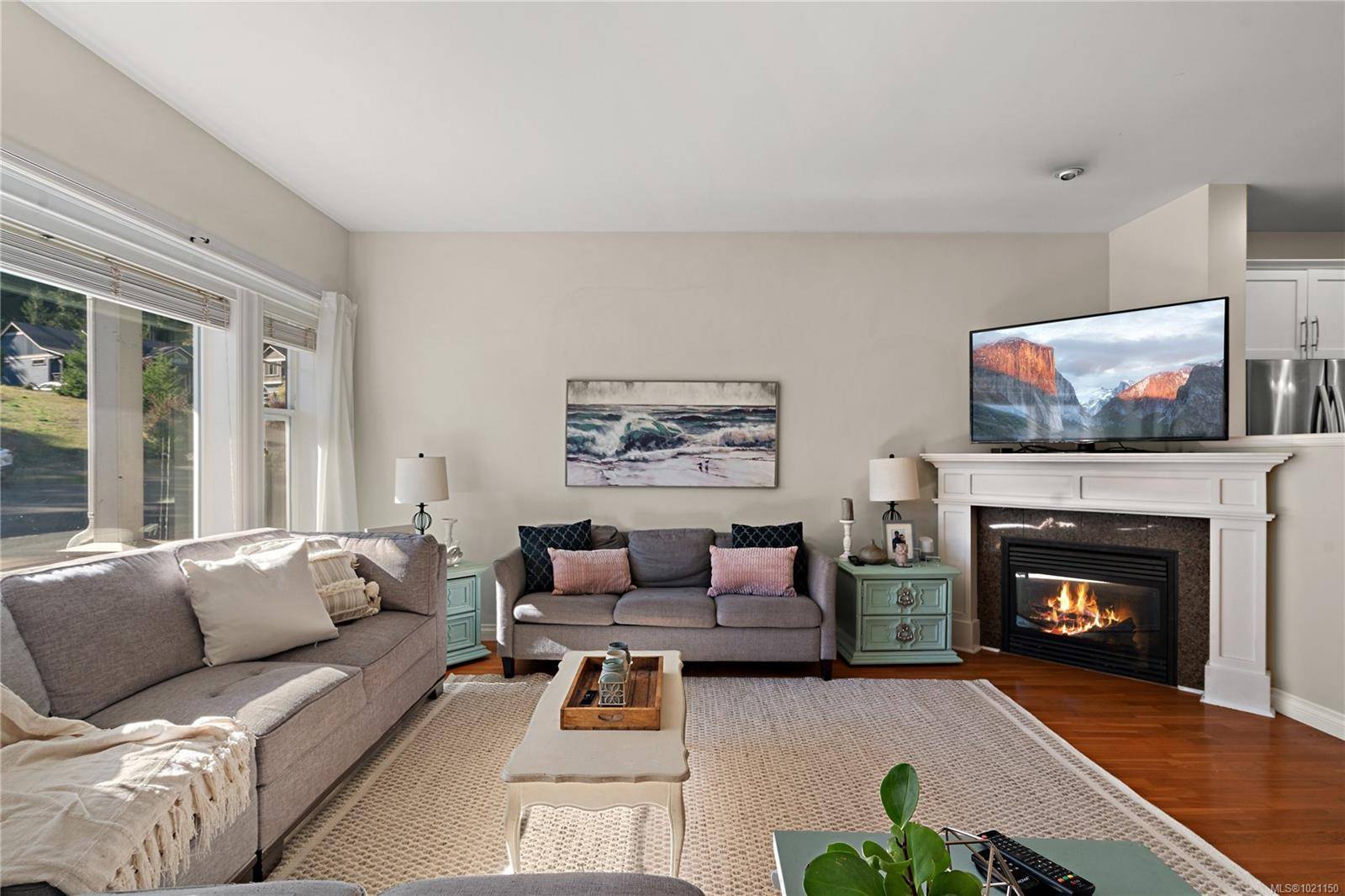 Highlands, BC V9B 0E3,768 Hanbury Pl