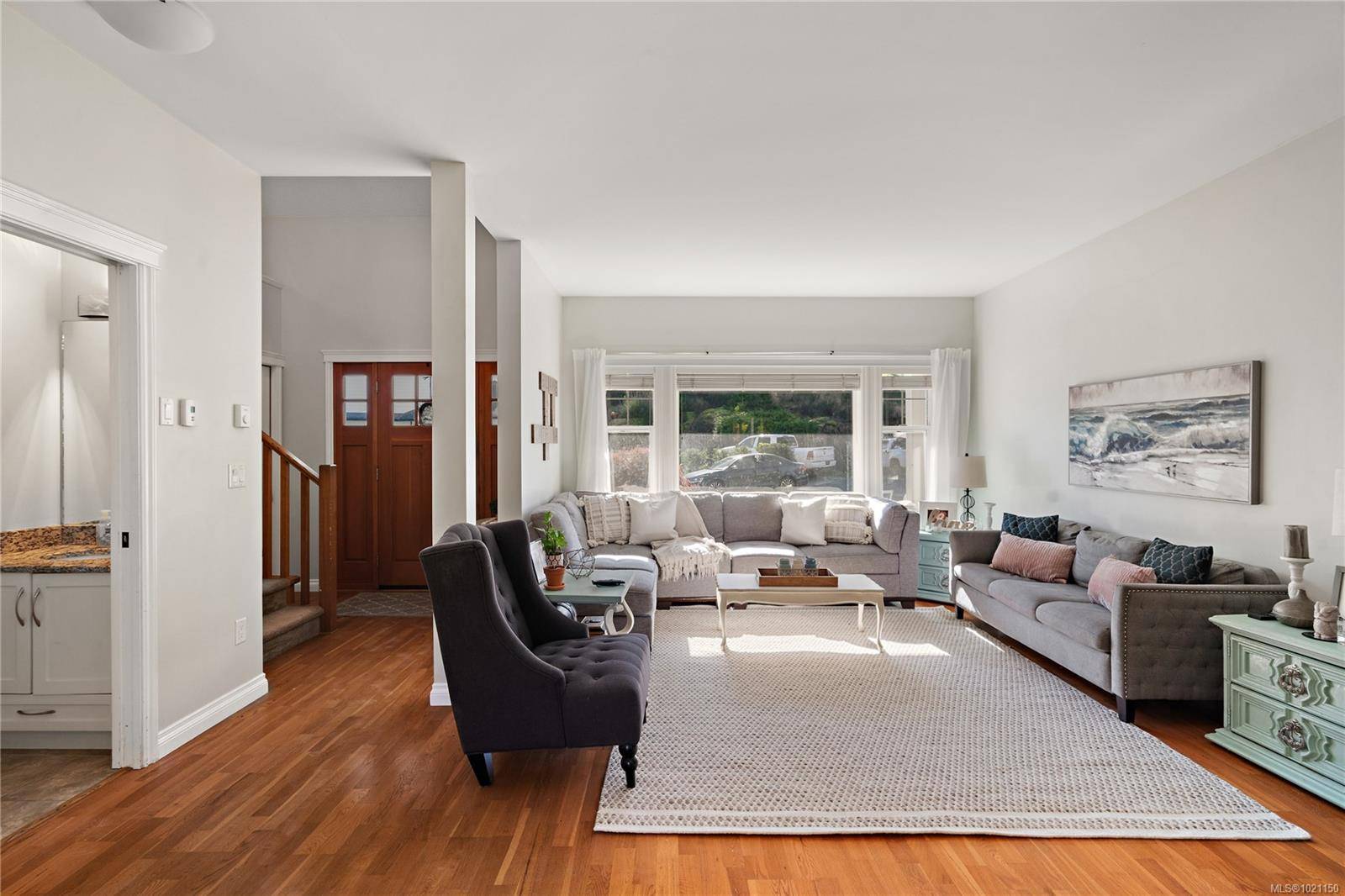 Highlands, BC V9B 0E3,768 Hanbury Pl