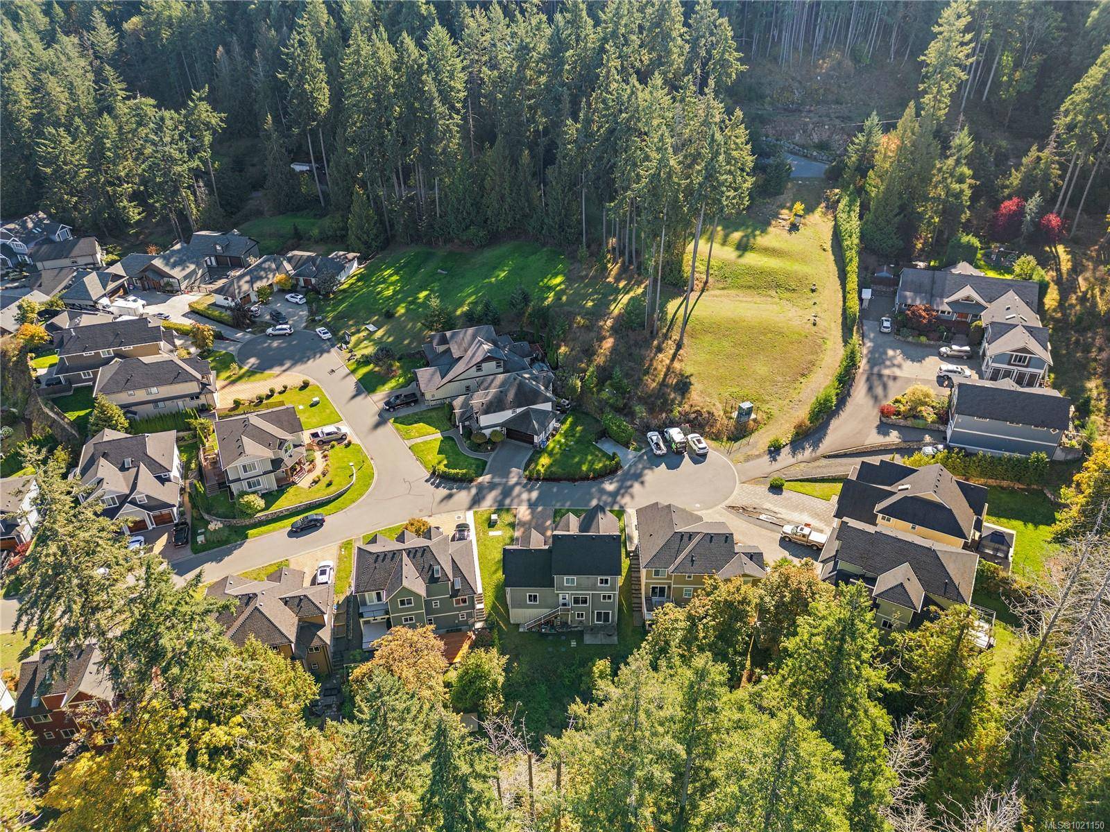 Highlands, BC V9B 0E3,768 Hanbury Pl