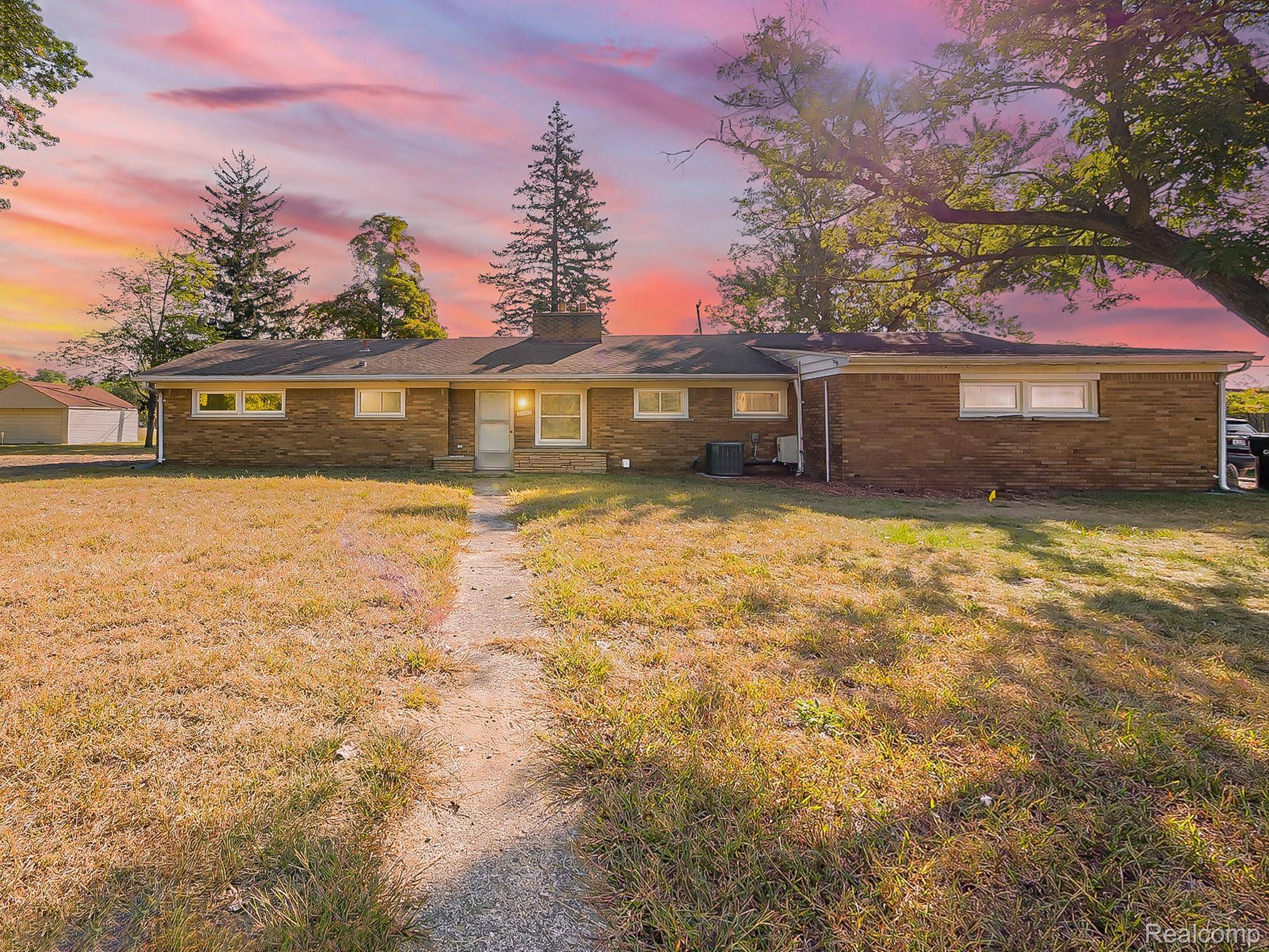 Farmington Hills, MI 48336,20862 Kenwood ST