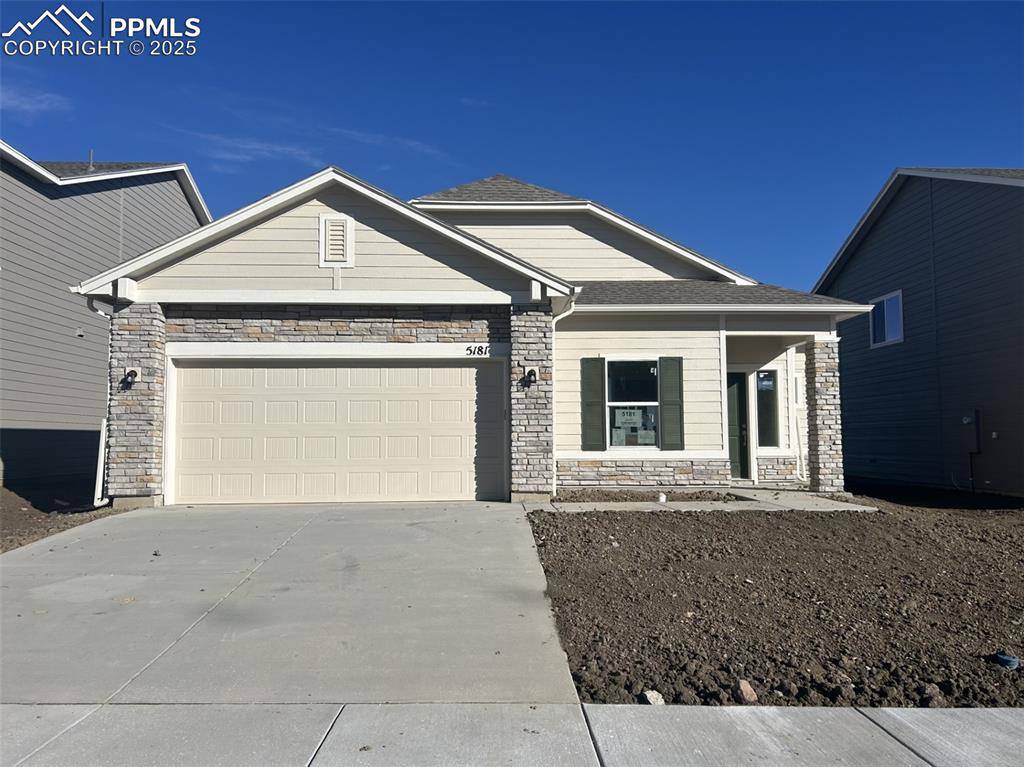 Colorado Springs, CO 80925,5181 Devers CT