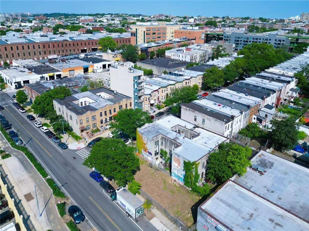 Brooklyn, NY 11220,202 61st ST