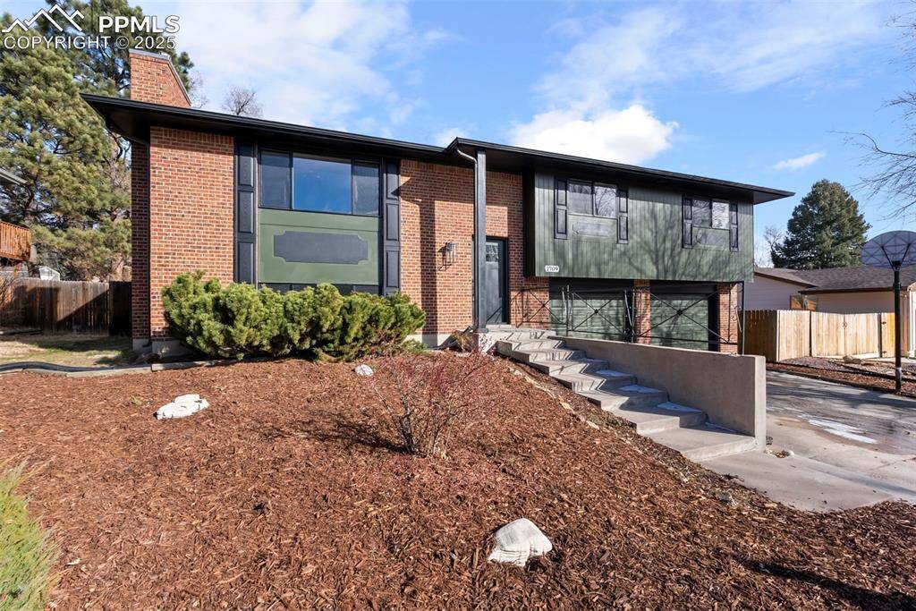 Colorado Springs, CO 80915,1709 Russell CIR