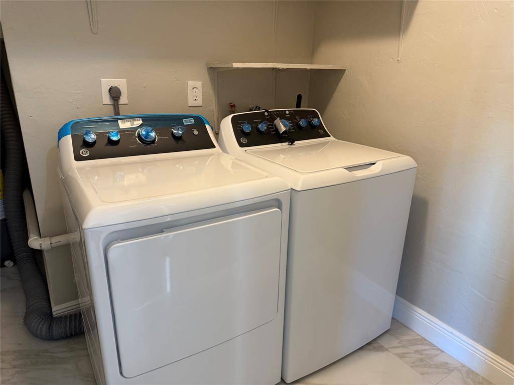 Dania Beach, FL 33312,4650 SW 25th Ter