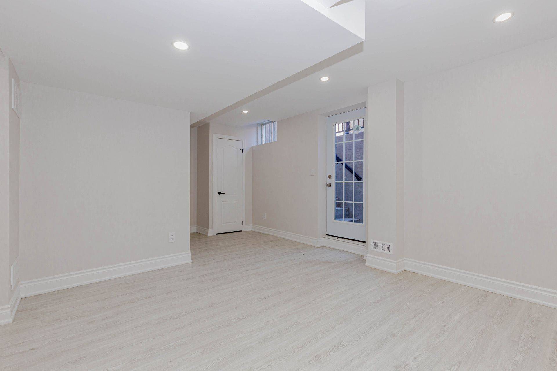 Brampton, ON L7A 3H2,50 Amboise CRES #Basement