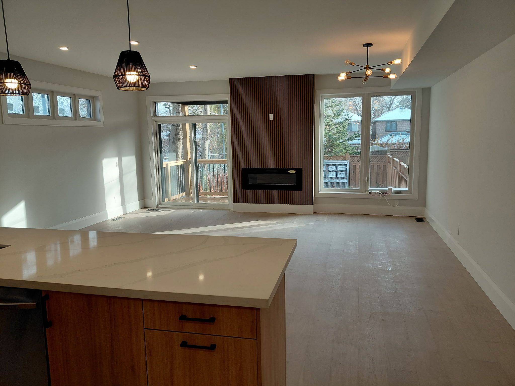 Toronto W06, ON M8W 1J8,3 Marina AVE