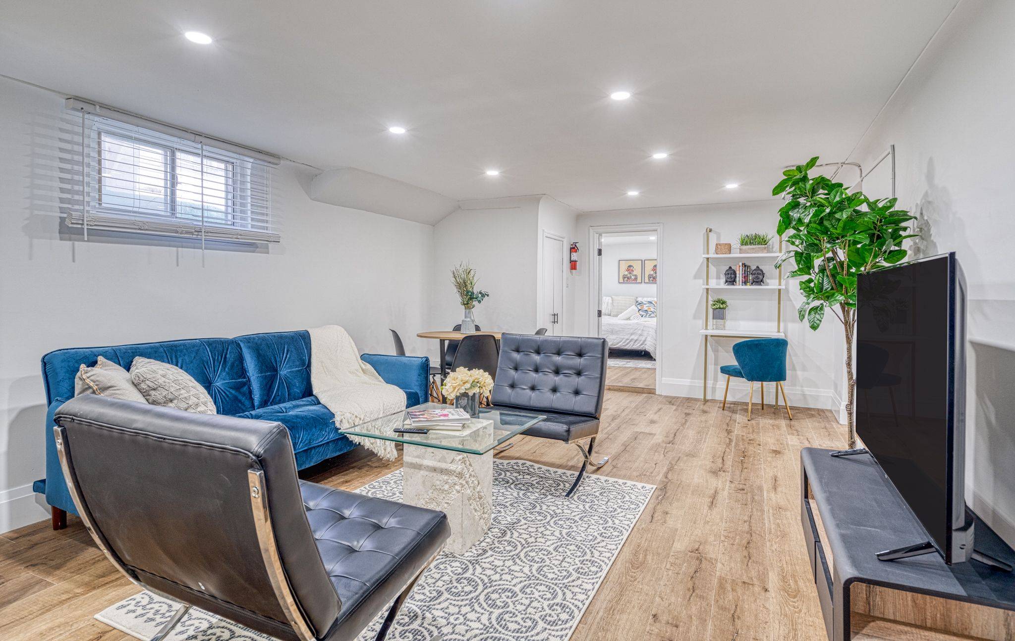 St. Catharines, ON L2M 5R3,23 Augusta AVE #2