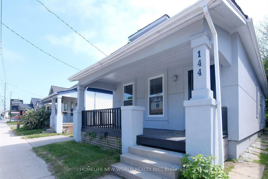 London East, ON N6B 3G8,1-144 Adelaide ST N #1
