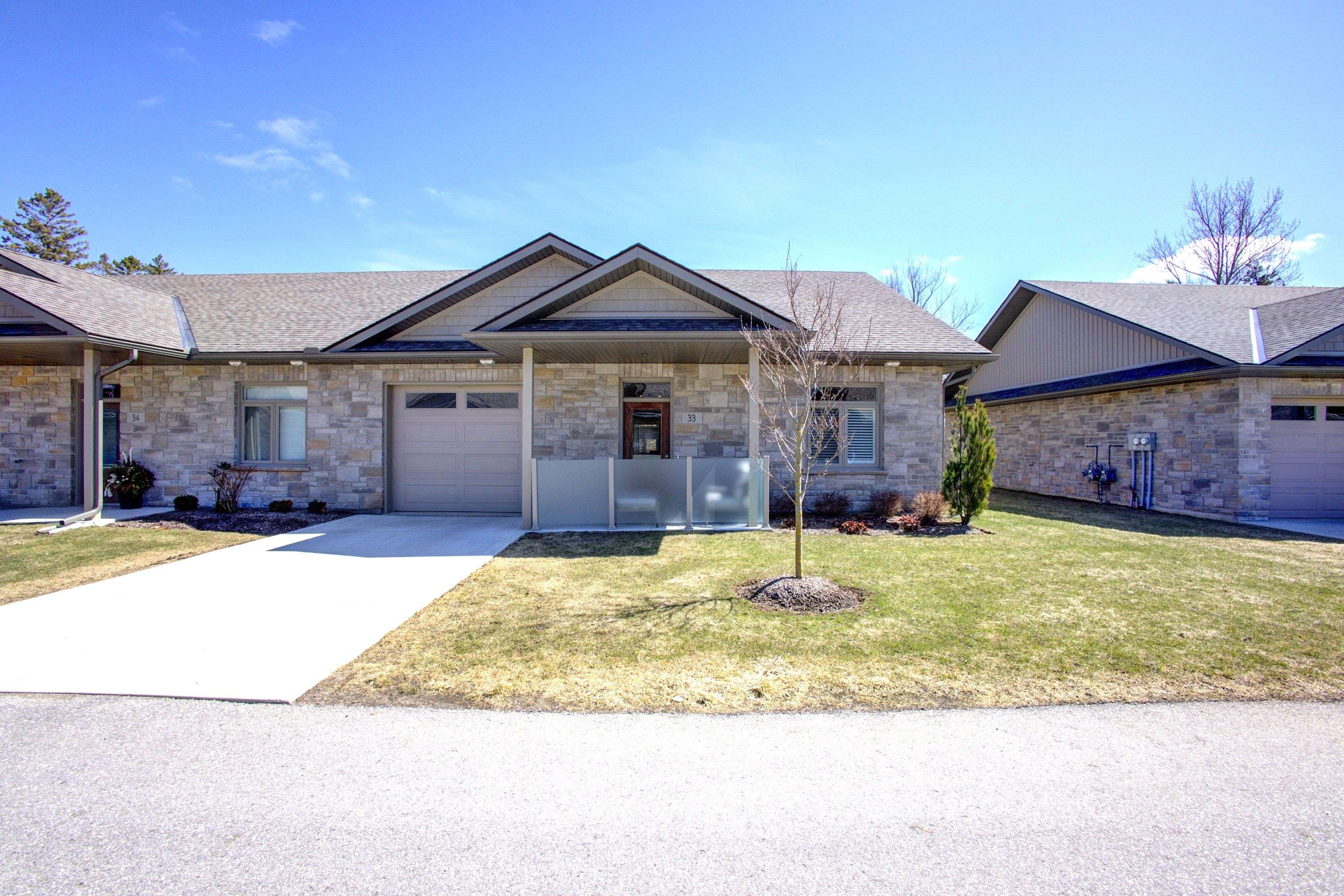 North Perth, ON N4W 0H4,375 Mitchell RD S #33