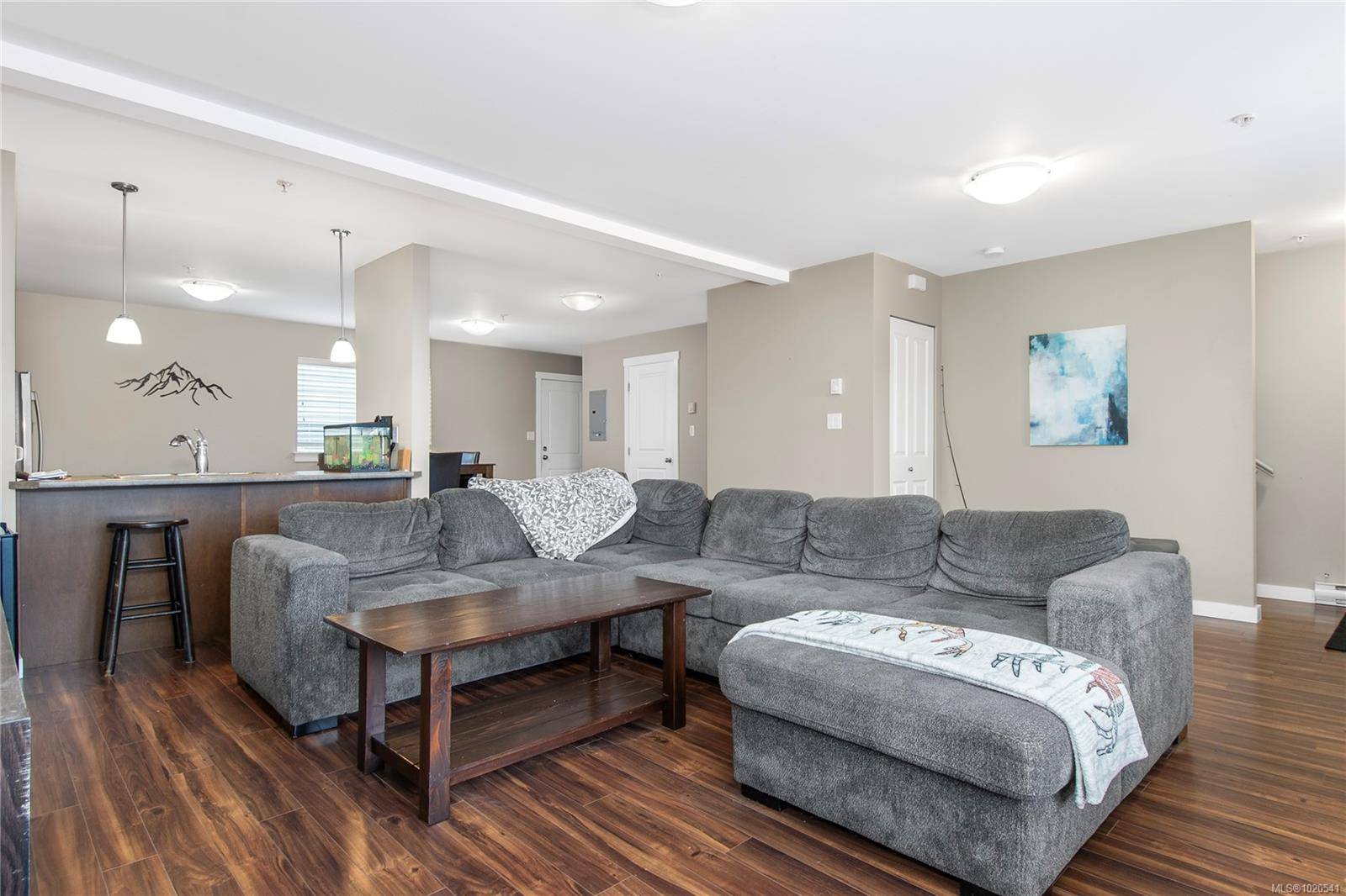 Campbell River, BC V9W 5M6,390 Carolyn Rd #B