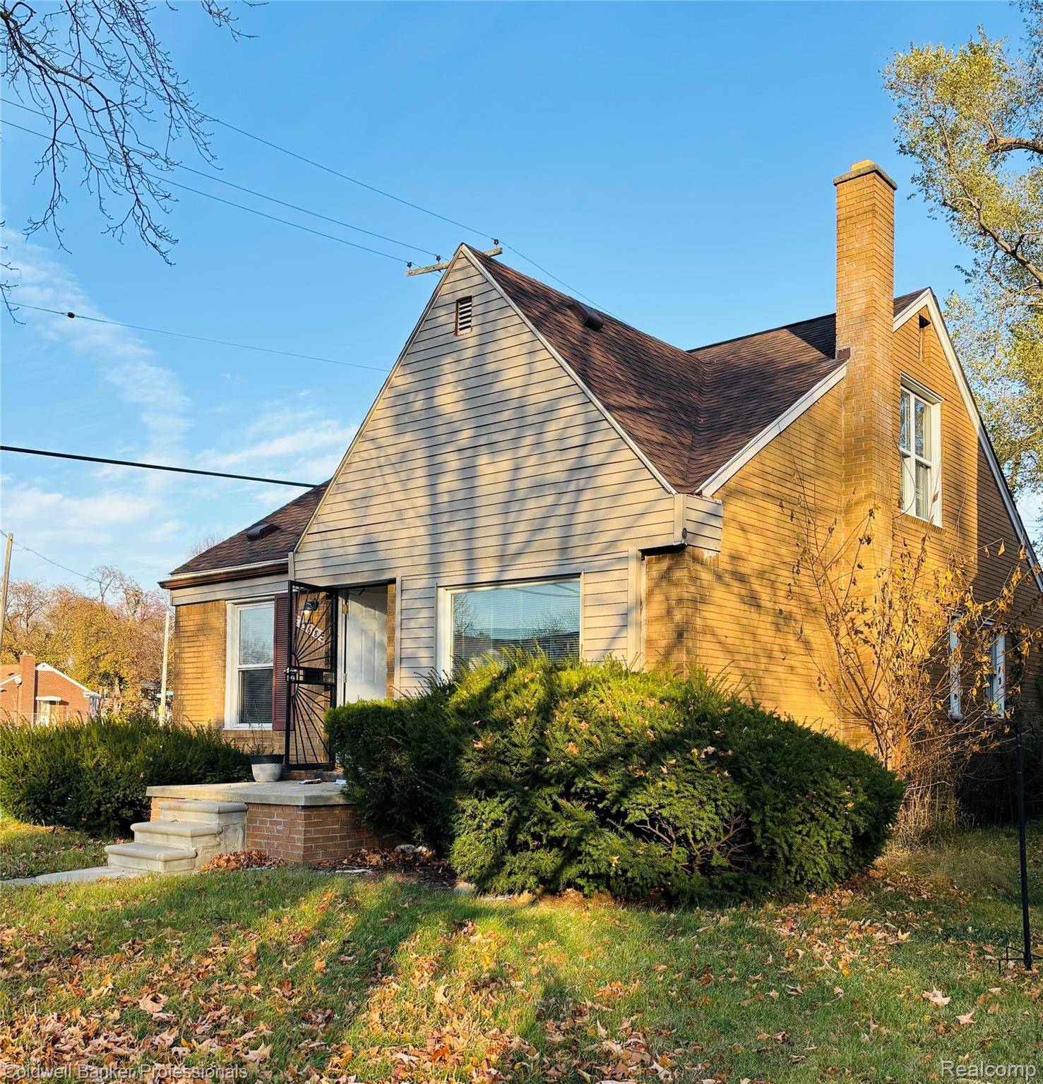 Detroit, MI 48227,13618 Grandmont AVE