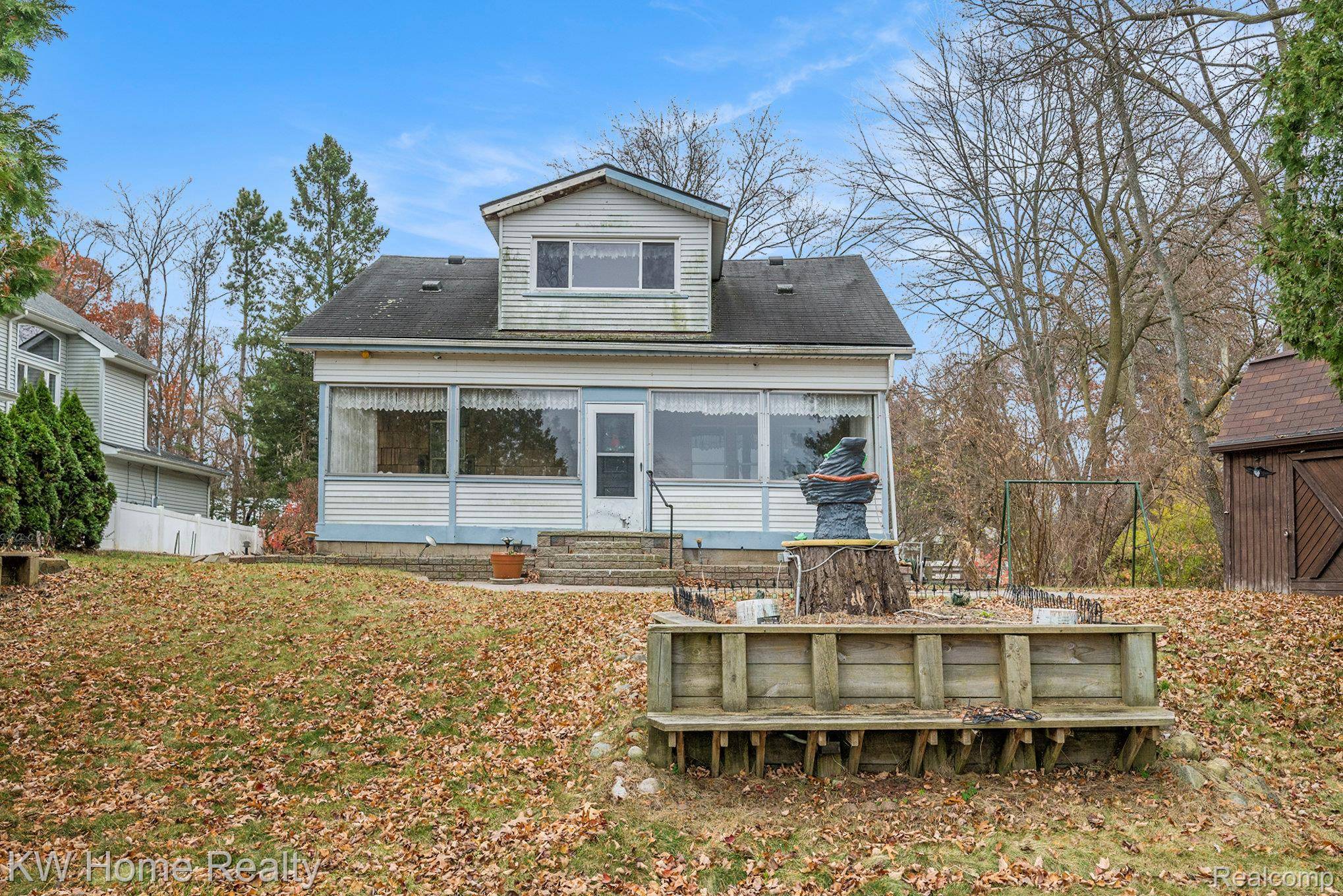 White Lake, MI 48386,9630 Round Lake BLVD