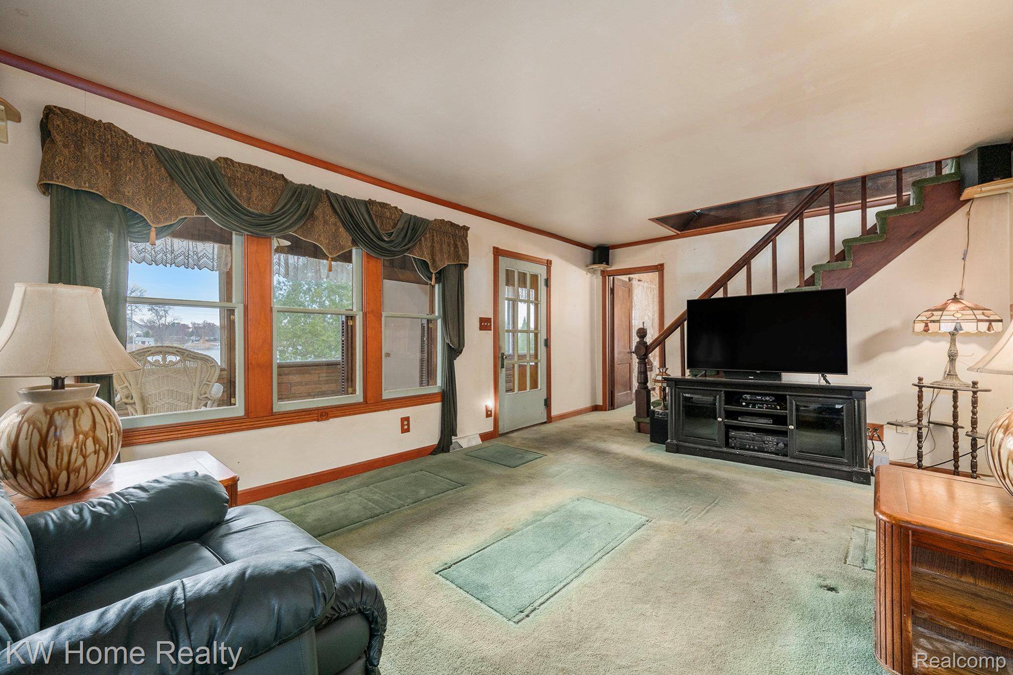 White Lake, MI 48386,9630 Round Lake BLVD