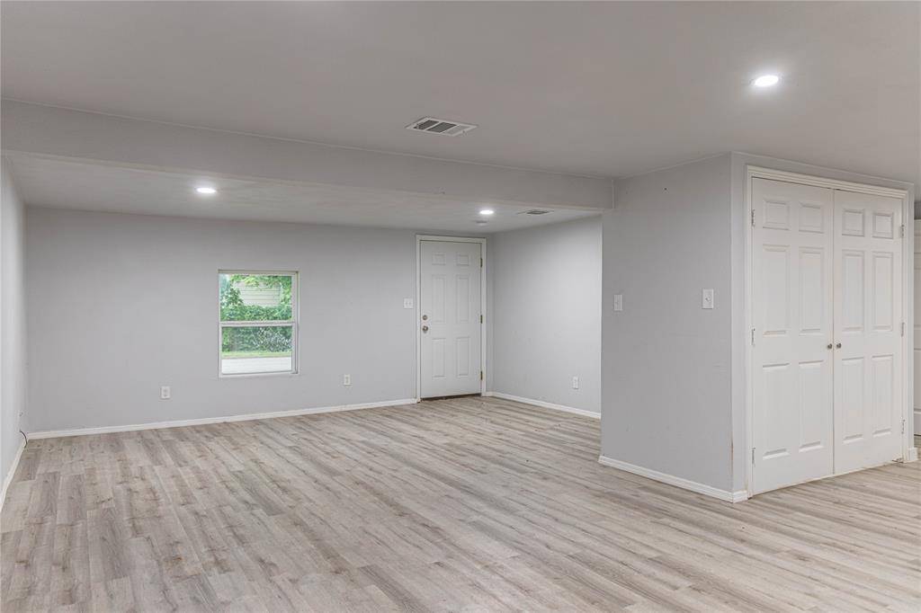 Whitesboro, TX 76273,209 Pecan Street