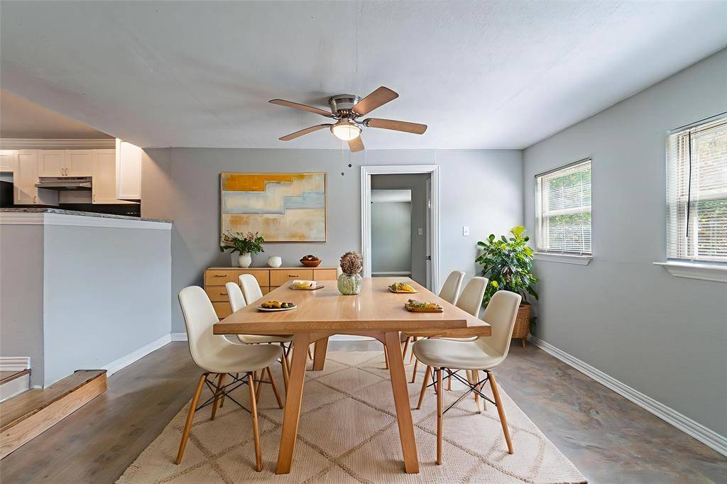 Dallas, TX 75228,10033 Casa Oaks Drive