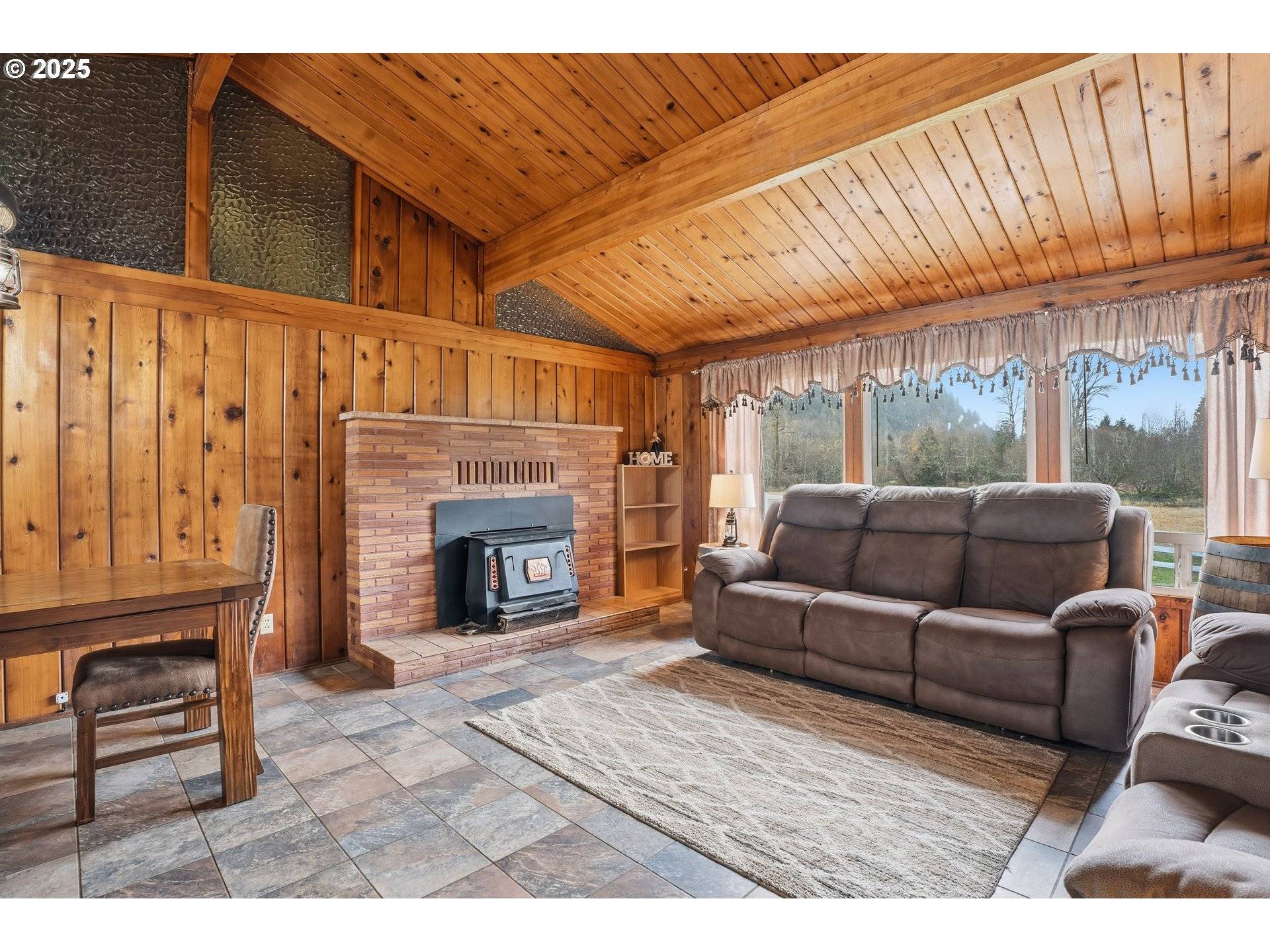 Glenoma, WA 98336,8442 US HIGHWAY 12