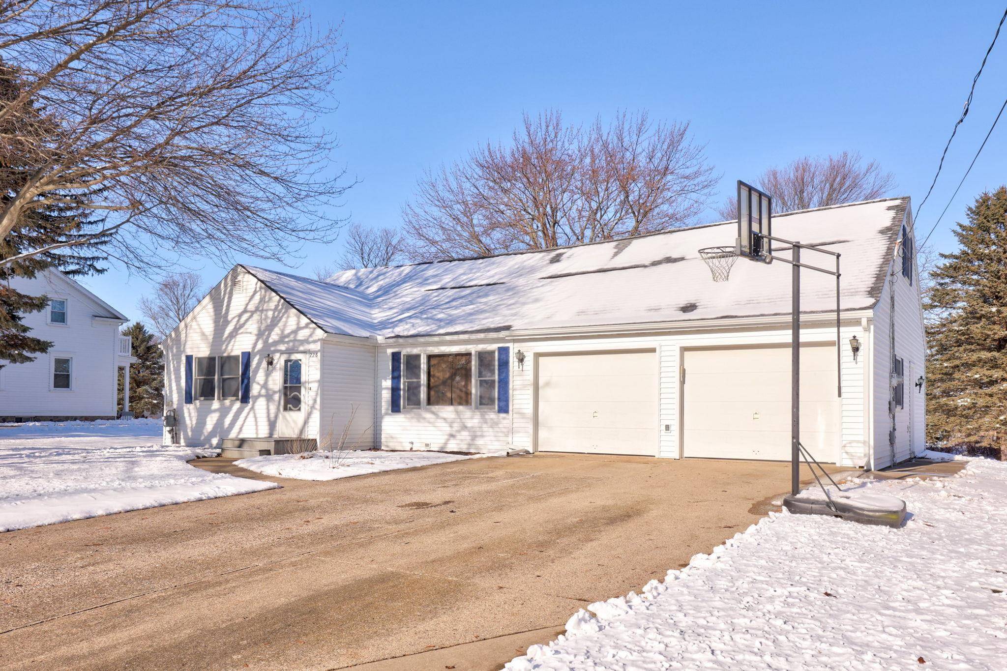 Frankenmuth, MI 48734,226 List ST