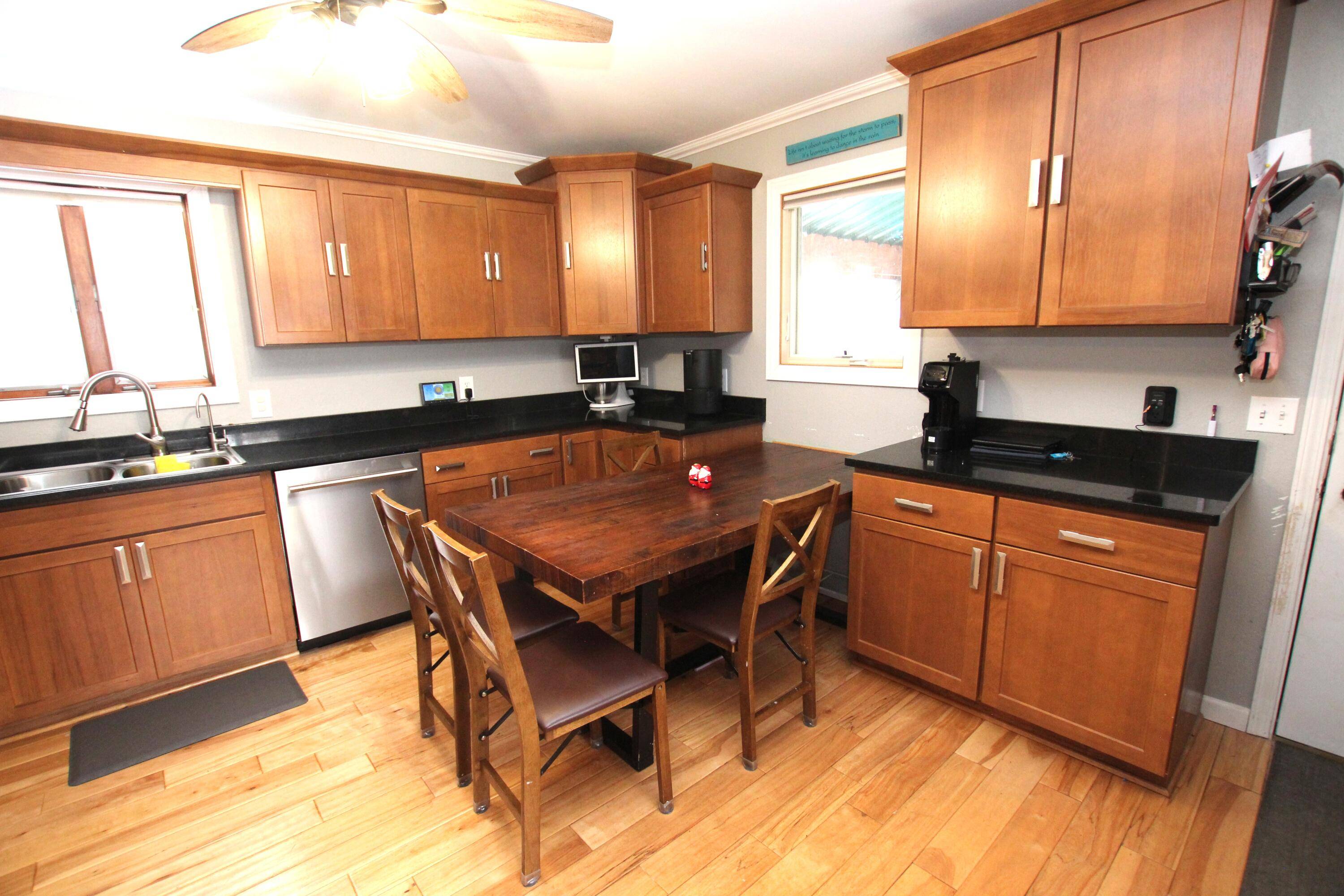 Fremont, MI 49412,313 N Linden AVE