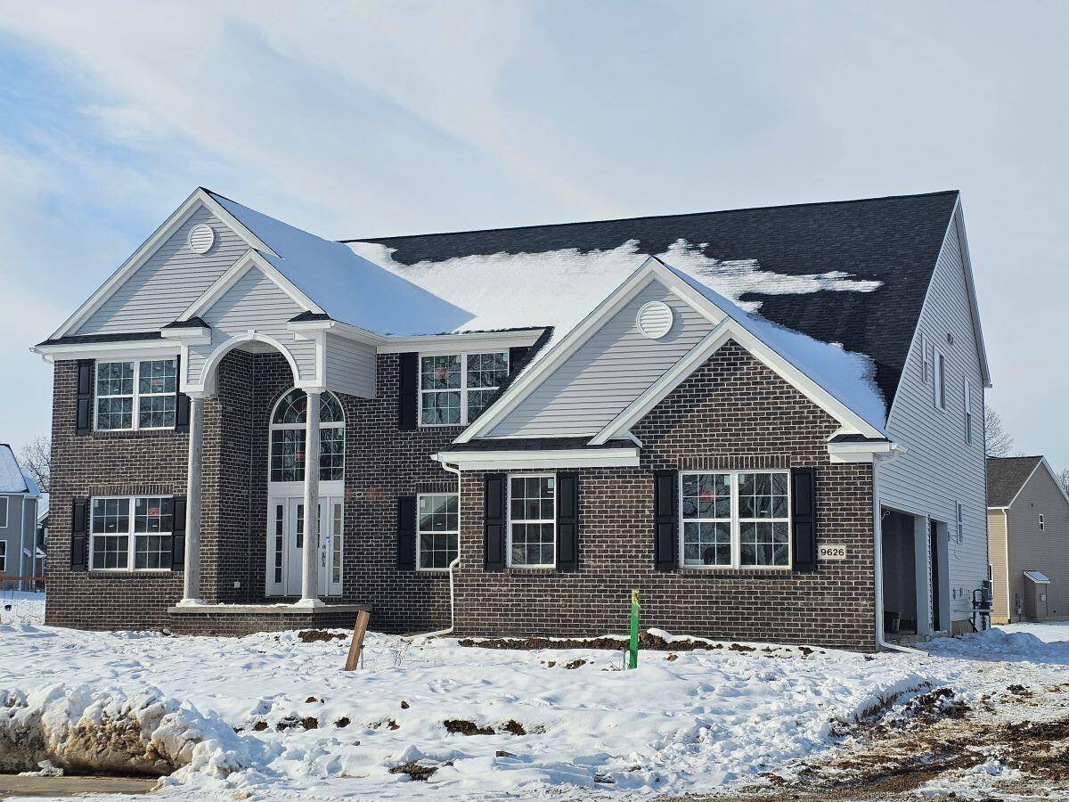 Saline, MI 48176,9626 Valley View CT