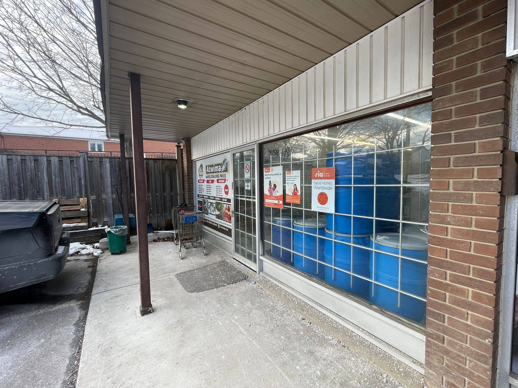 Toronto E08, ON M1J 2V3,28 Nelson ST