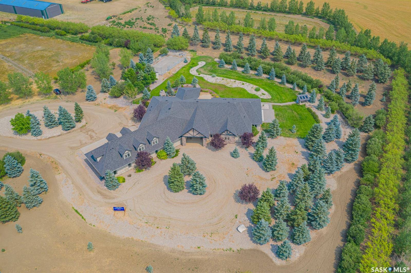 Rosetown, SK S0L 2V0,112 4 HIGHWAY S