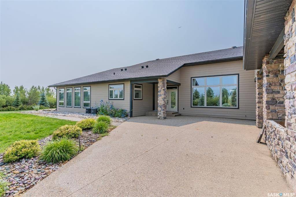 Rosetown, SK S0L 2V0,112 4 HIGHWAY S