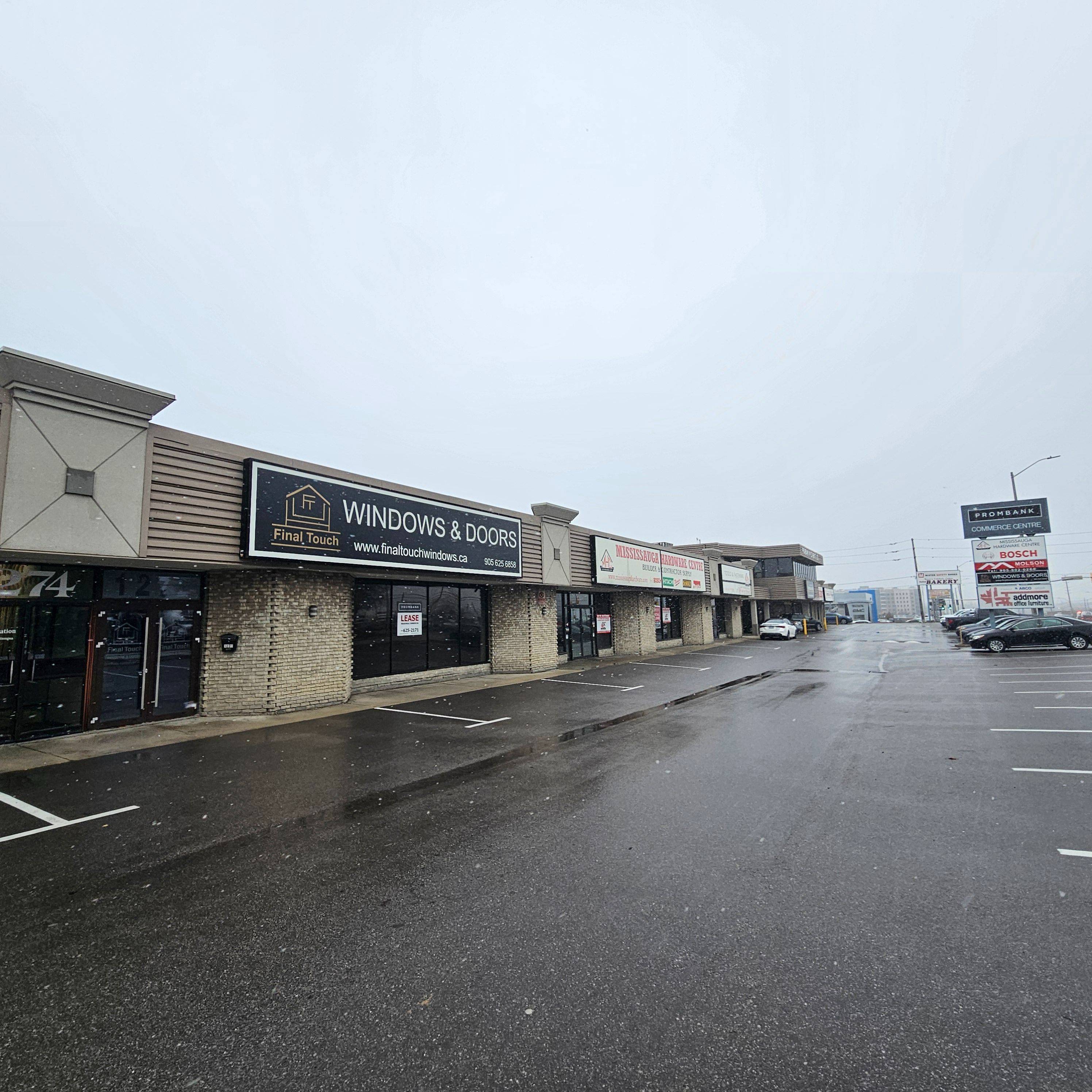 Mississauga, ON L4W 1K8,1268-1272 Eglinton AVE E