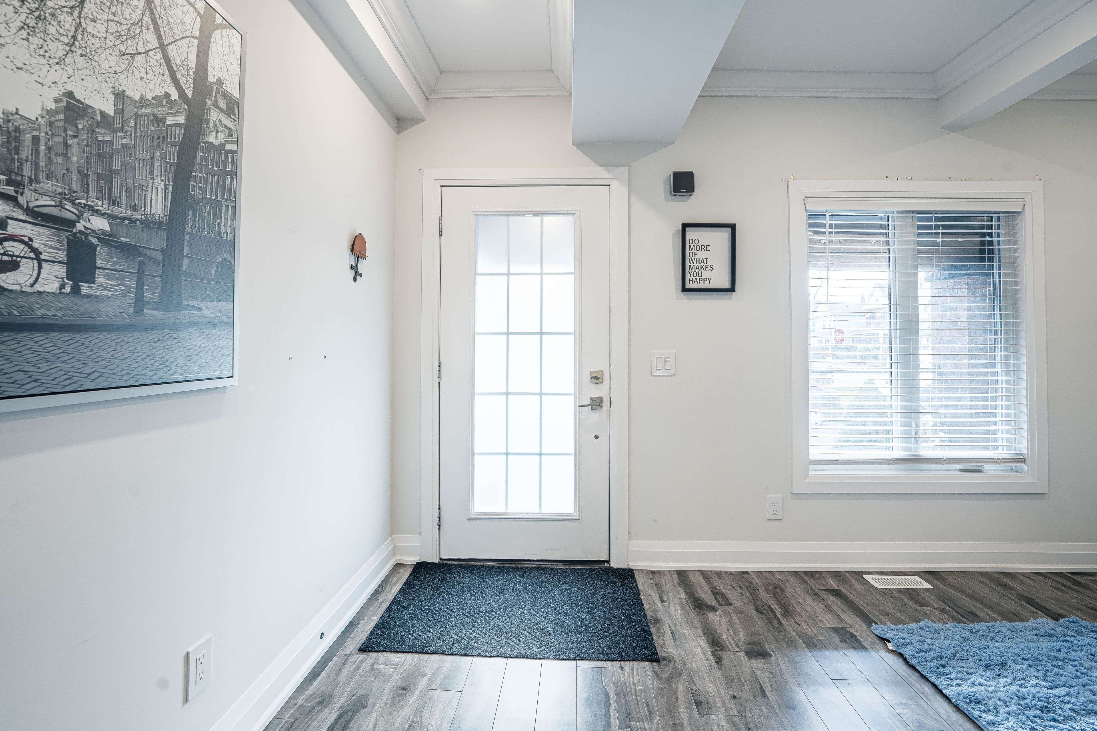 Hamilton, ON L8L 3K1,73 Clinton ST