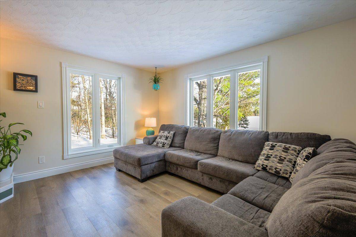 Mississippi Mills, ON K0A 2X0,702 CEDAR HILL RD