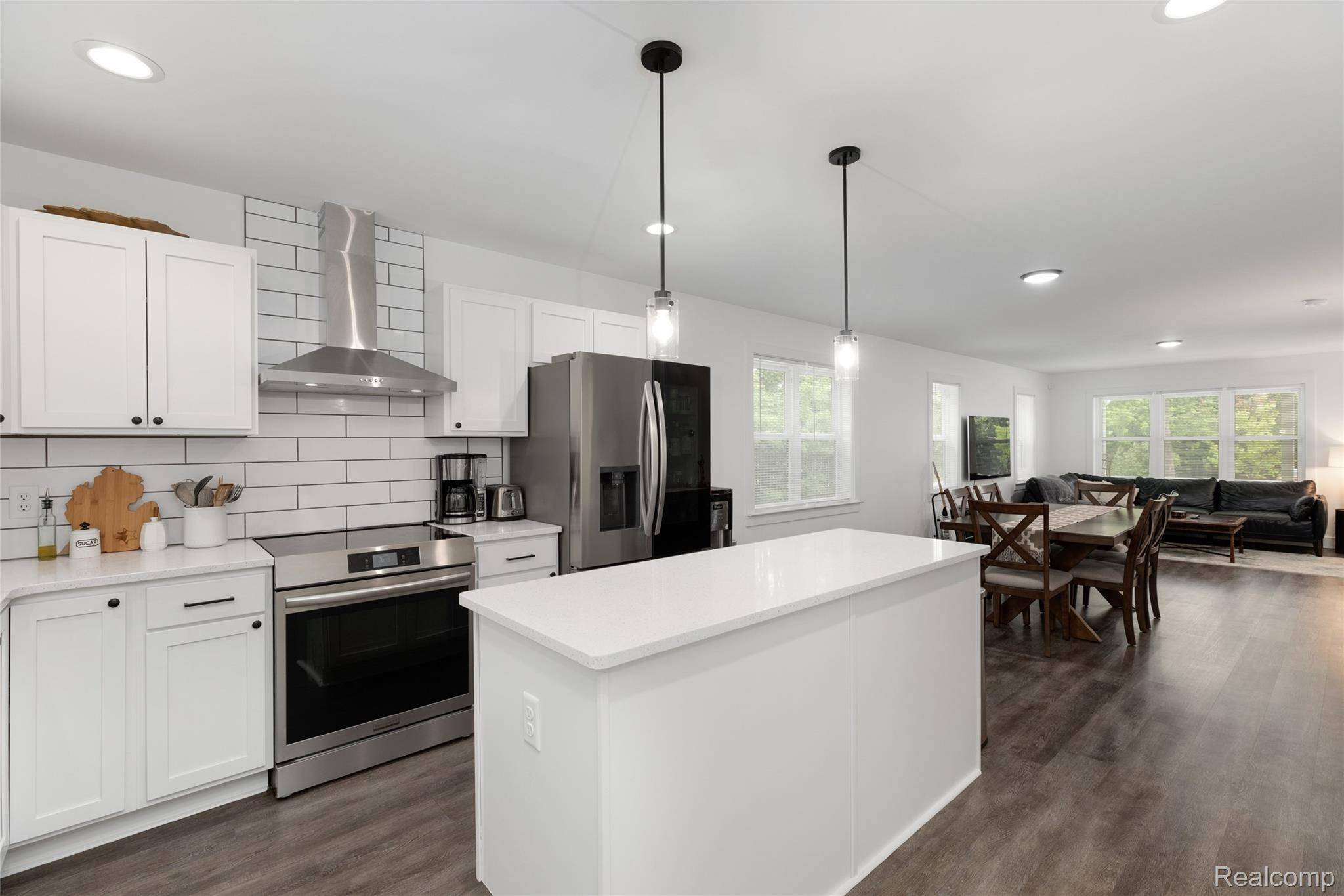 Flint, MI 48503,416 W Second AVE #4