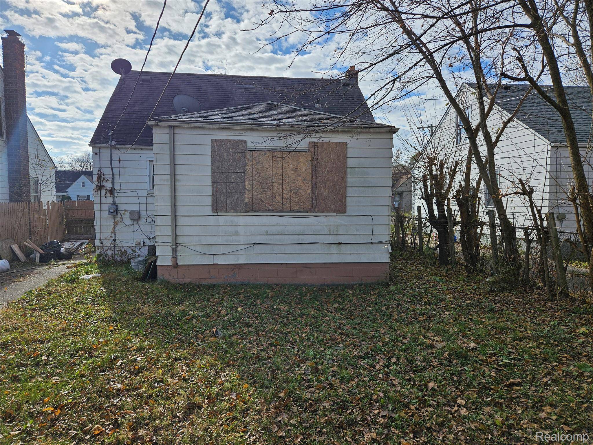 Detroit, MI 48205,15675 Lappin ST