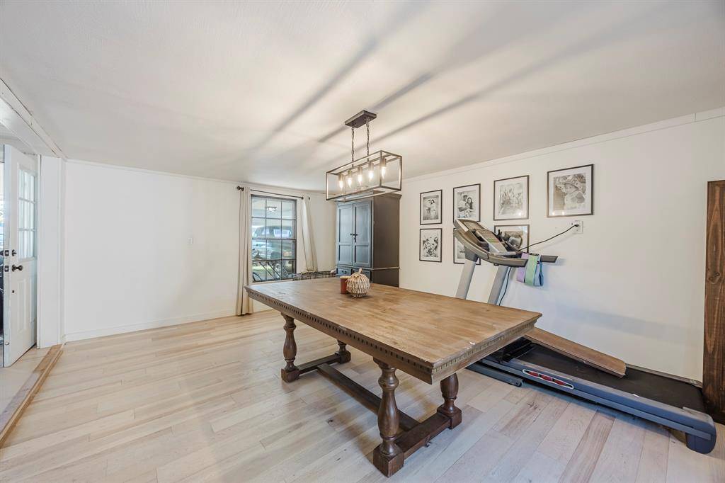 Whitney, TX 76692,207 E Wilson Avenue