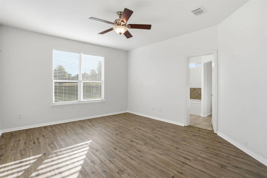 Fort Worth, TX 76179,5860 Barrier Reef Drive