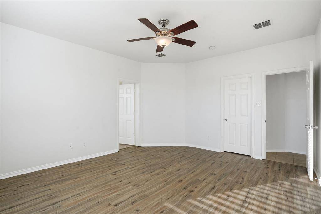 Fort Worth, TX 76179,5860 Barrier Reef Drive