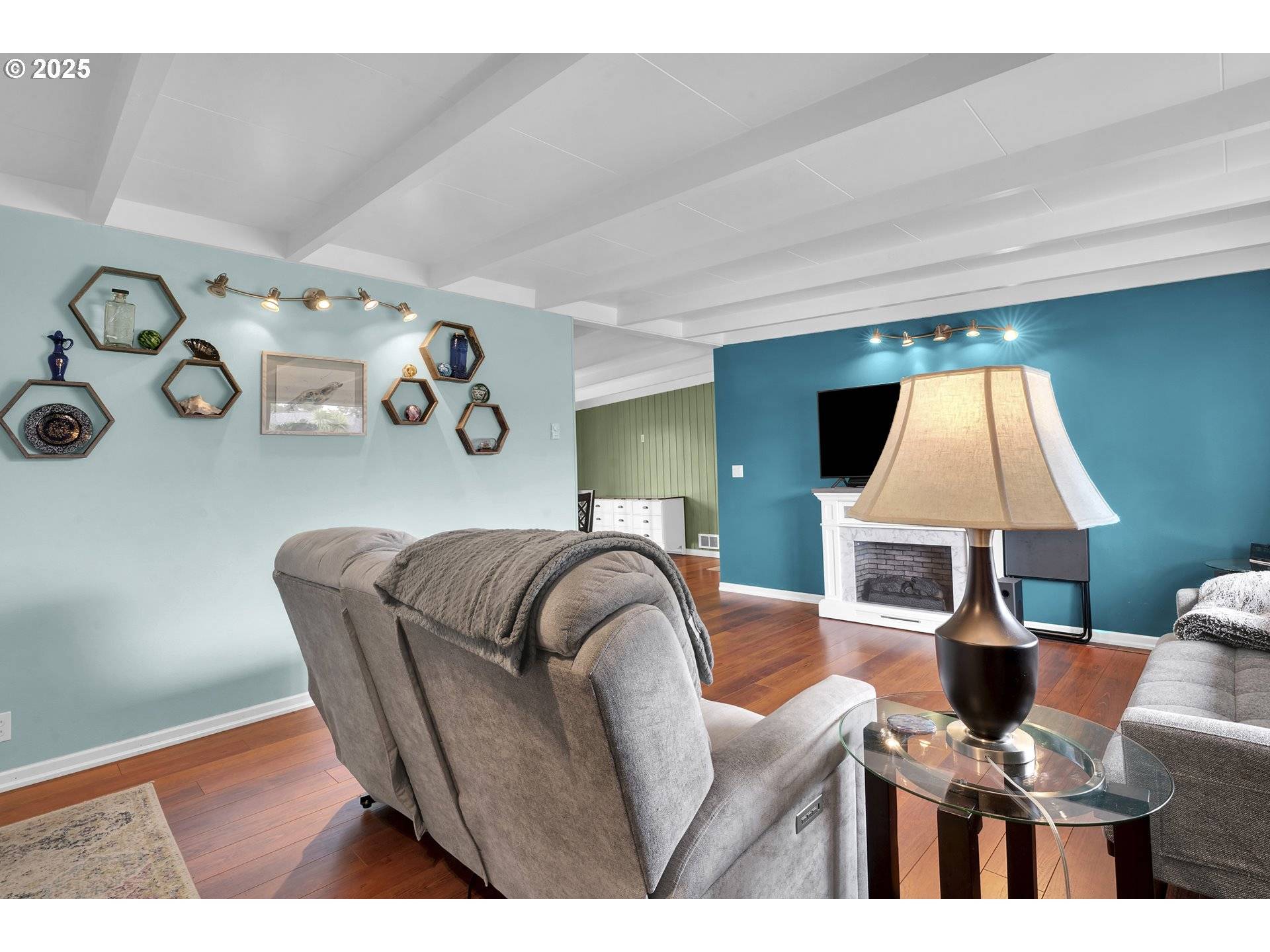 Florence, OR 97439,679 KINGWOOD ST