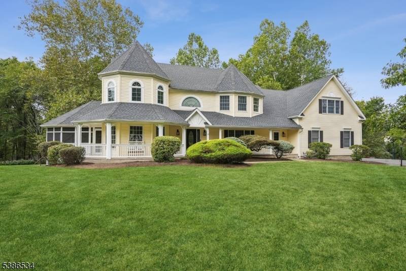 Raritan Twp., NJ 08822,12 Cardinal Way