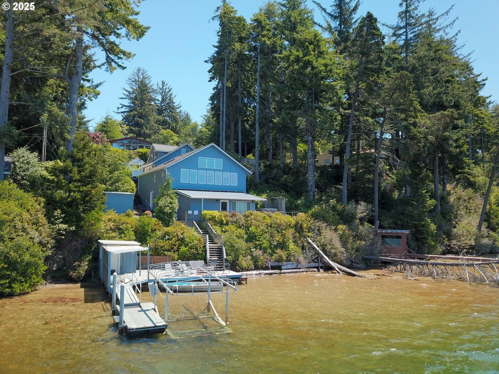 Florence, OR 97439,84284 ALDER DR