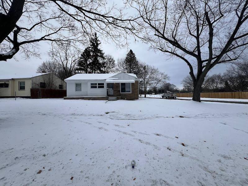 Flint, MI 48504,4702 Warrington DR