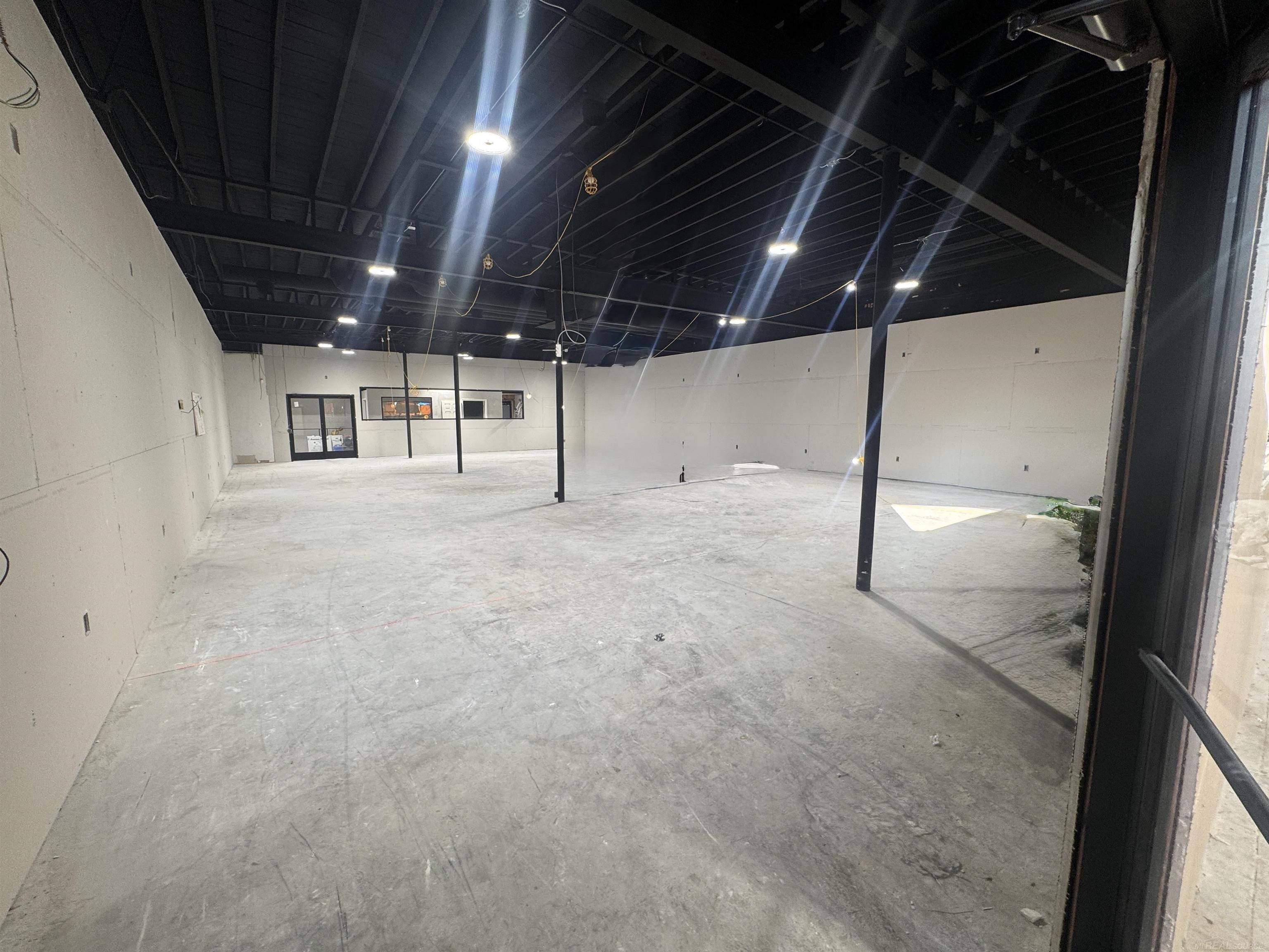 Detroit, MI 48221,7442 W Mcnichols RD