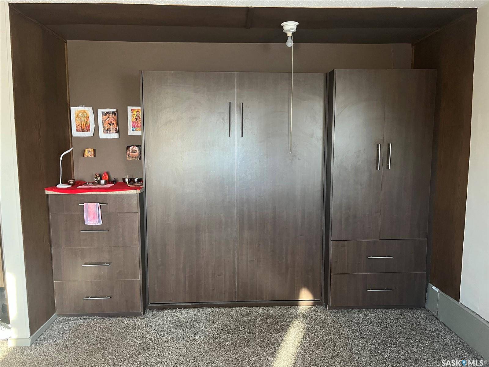 Saskatoon, SK S7K 2M3,400 4th AVENUE N #31