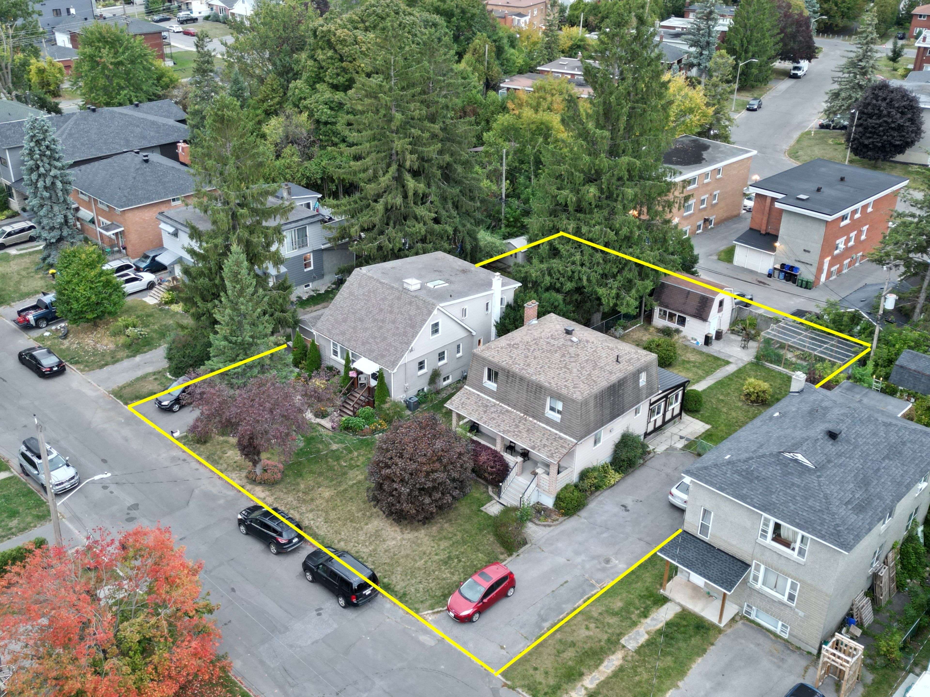 Overbrook - Castleheights And Area, ON K1K 1C1,465 Guy ST