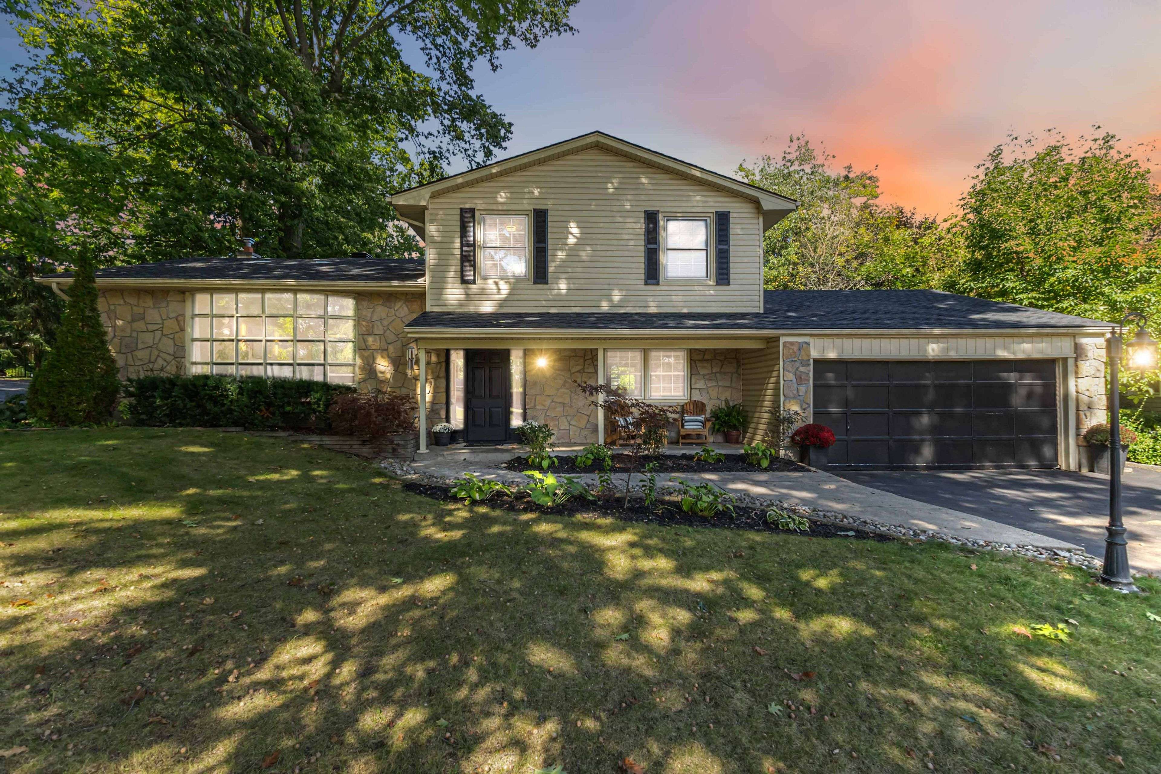 London South, ON N6K 1Z6,29 Park Lane CT