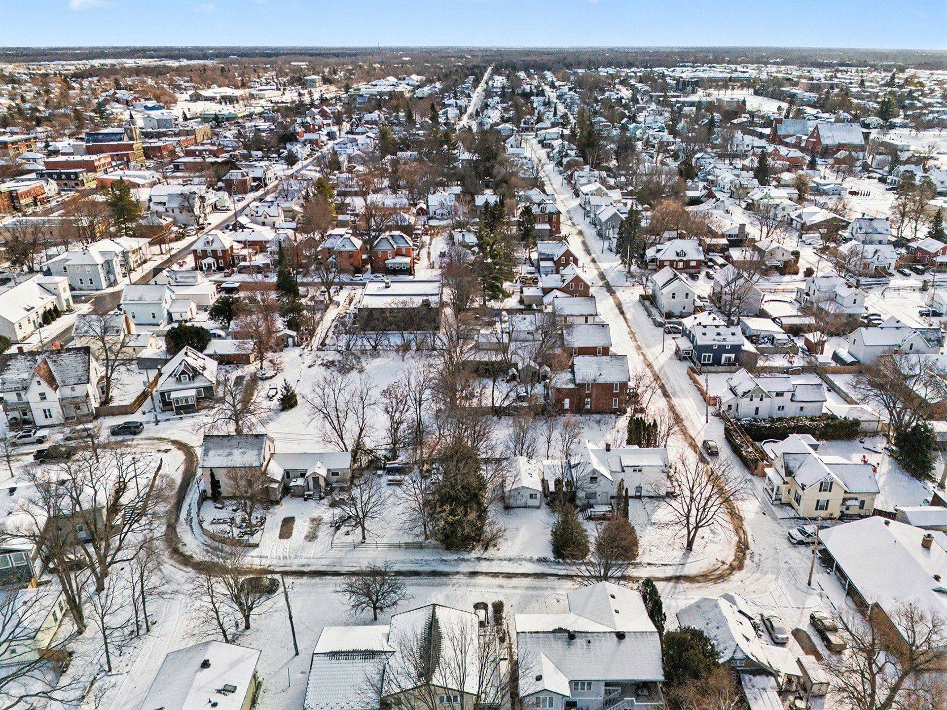 Carleton Place, ON K7C 1T3,42 & 46 Allan ST