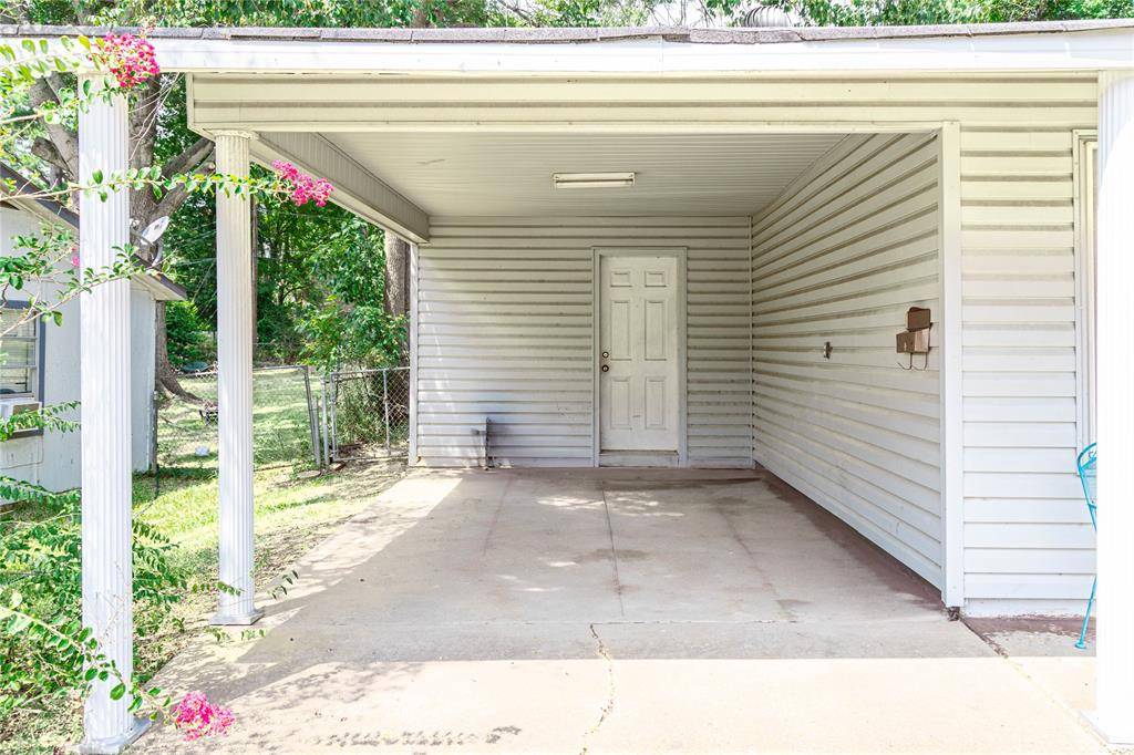 Shreveport, LA 71118,2558 Crape Myrtle Street