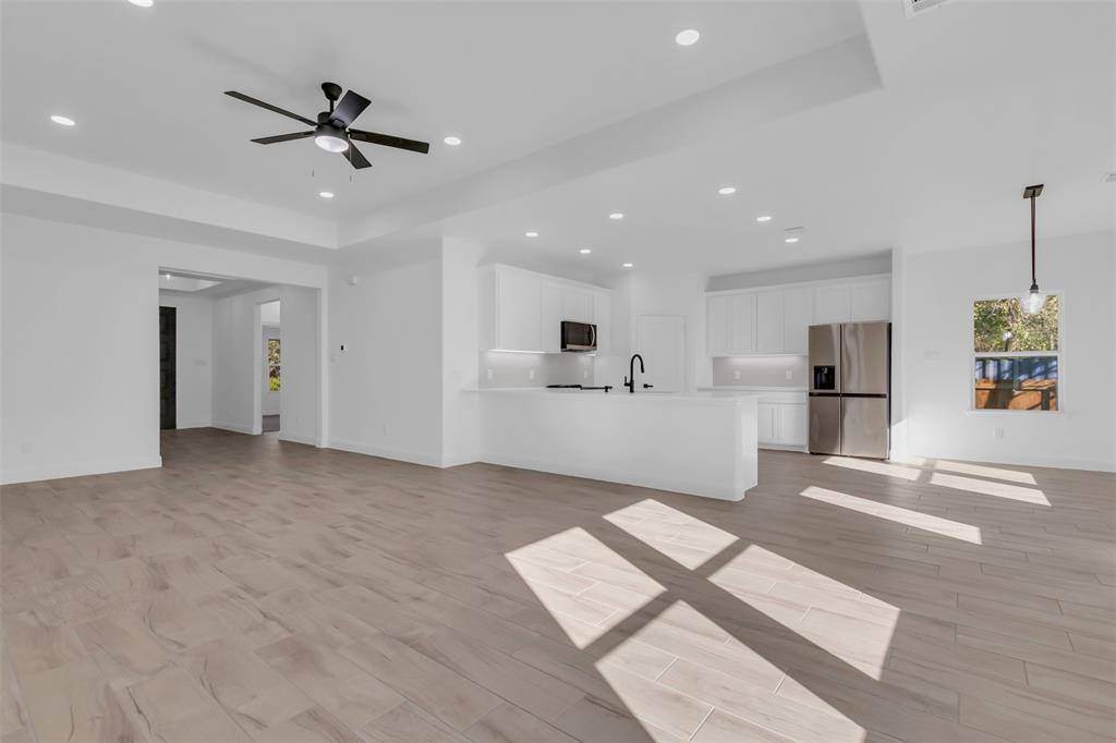 Alvarado, TX 76009,6210 Mesquite Tree Street