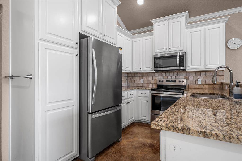 Mcgregor, TX 76657,402 Spring Street