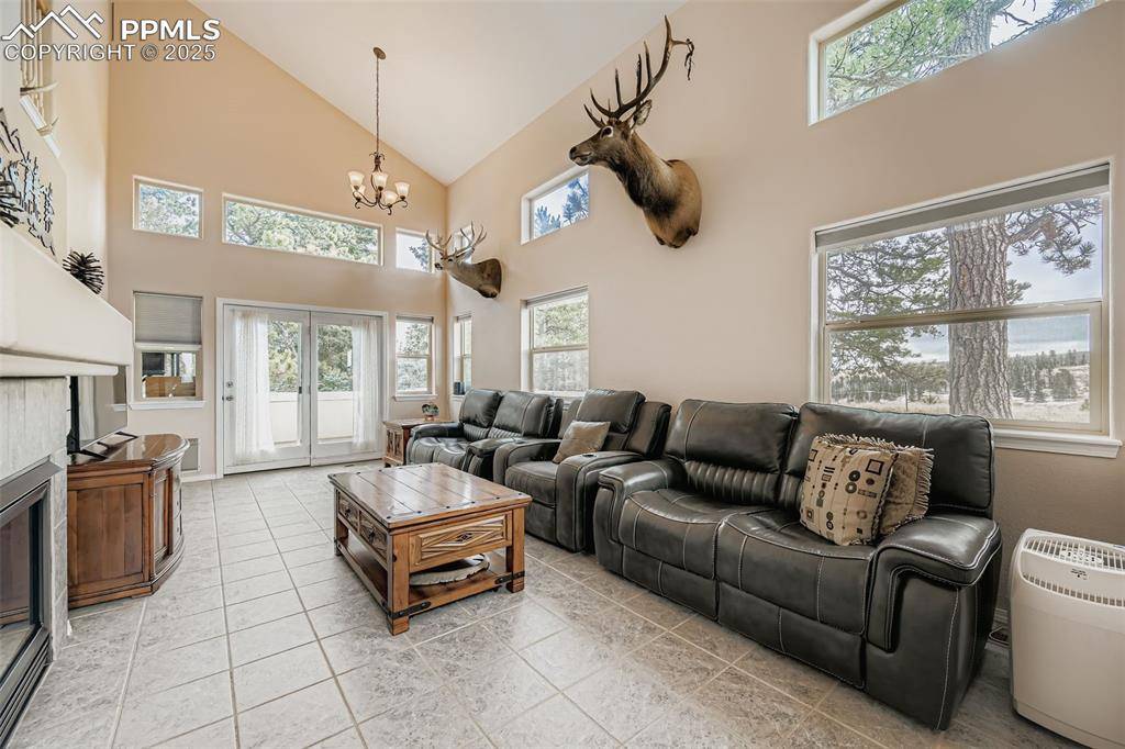 Divide, CO 80814,190 Shannon PL
