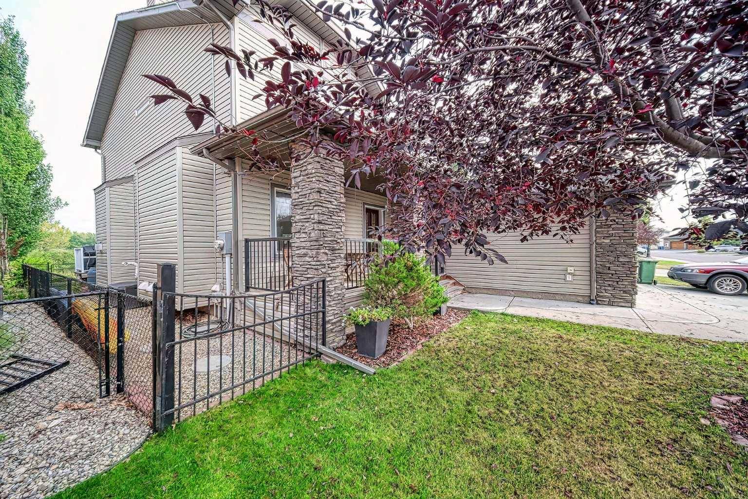 Okotoks, AB T1S 2N7,66 Crystal Green DR