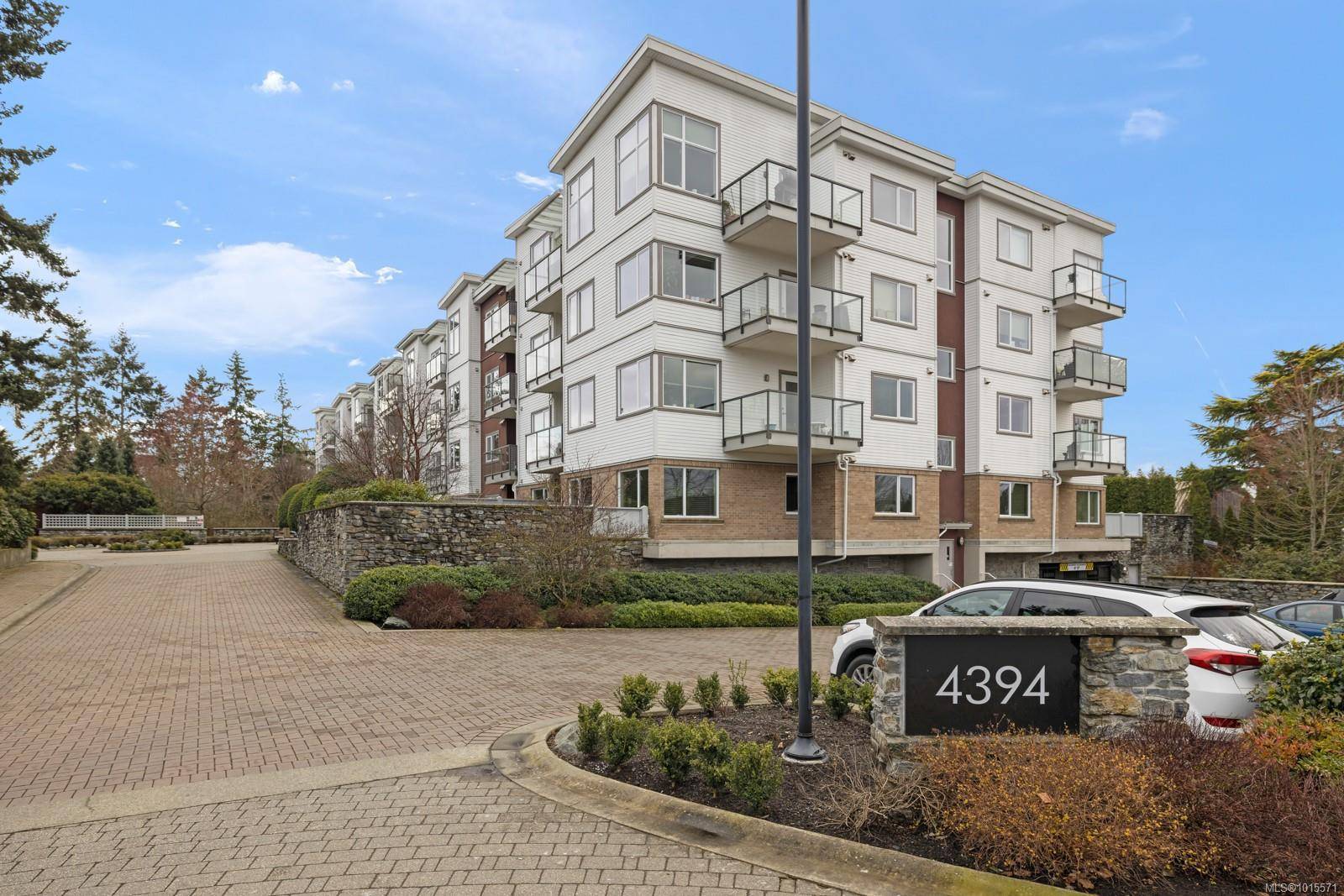 Saanich, BC V8Z 3E9,4394 West Saanich Rd #310