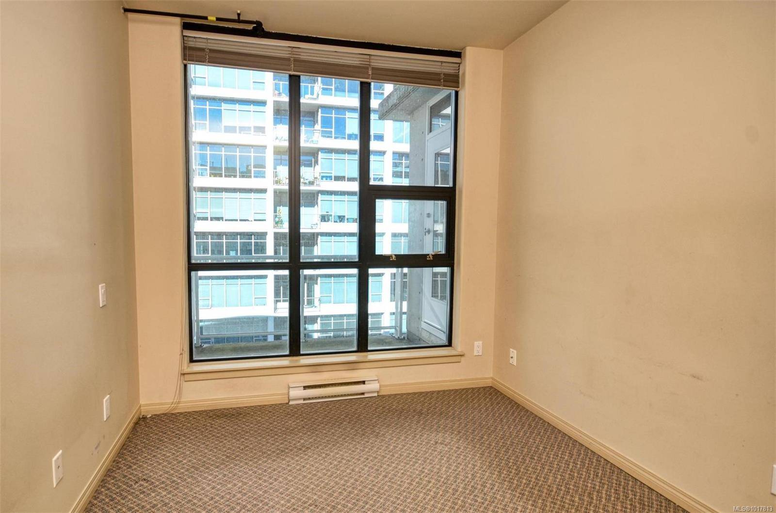 Victoria, BC V8W 3Z8,860 View St #601